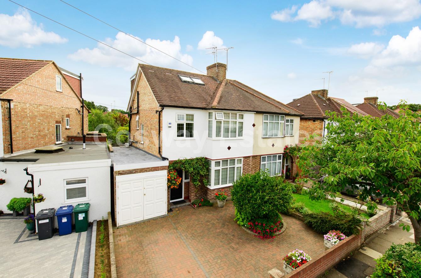 Aberdare Gardens, Mill Hill